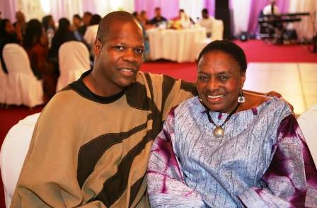 Amobé Mévégué se fait virer de la fête nationale du Cameroun