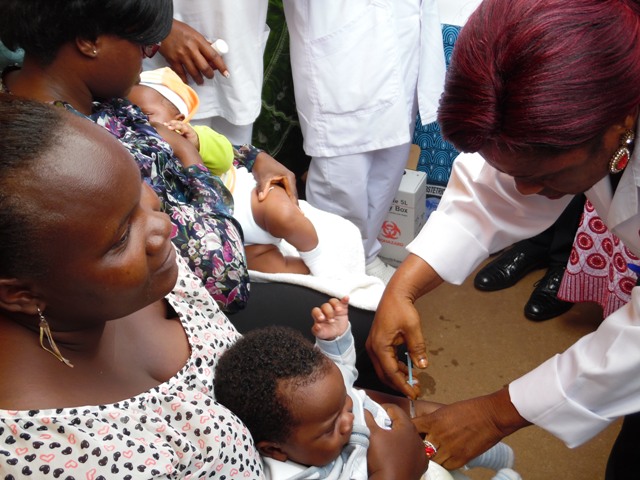 Les femmes pour dire stop à la polio au Cameroun.
