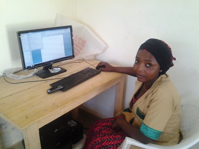 Djamila, apprenante au CMPJ Régional de Maroua