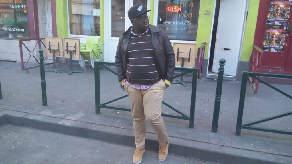 Devant le restaurant "Mboa Mboka" de Bruxelles